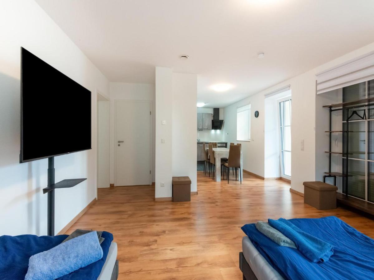 Apartment With Terrace In An Ideal Location Haunsheim Kültér fotó